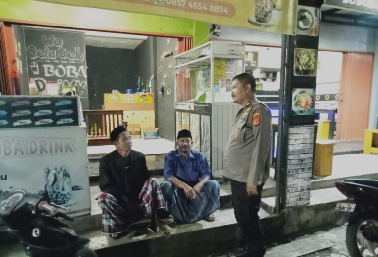Personel Polsek Gelar Patroli Malam untuk Jaga Kamtibmas di Wilayah Hukum