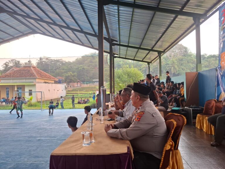 Bhabinkamtibmas Desa Cijagamulya Amankan Turnamen Futsal Milangkala ke-39 Desa Cijagamulya