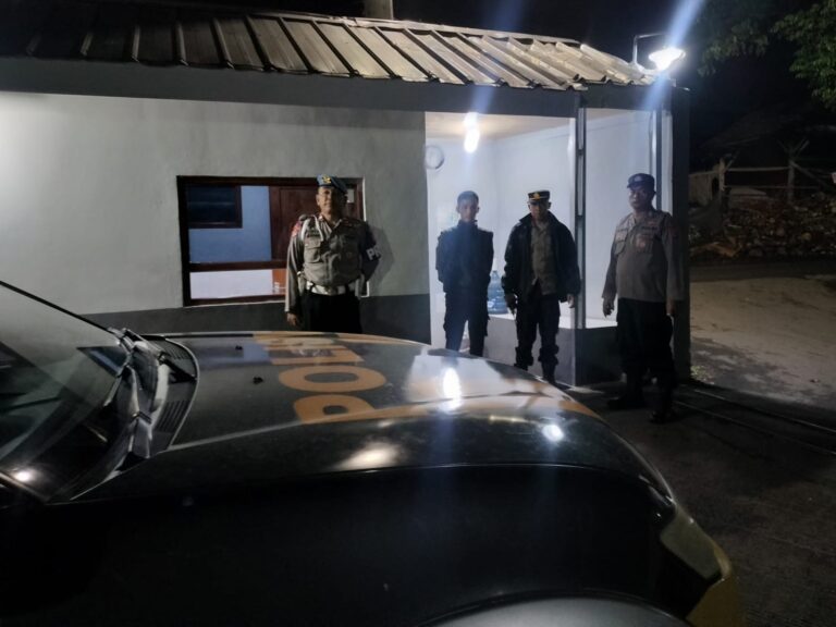 Kapolsek Kramatmulya beserta anggota Laksanakan Patroli Dialogis Antisipasi C3, jaga Kondusifitas diwilayah hukum Polsek Kramatmulya