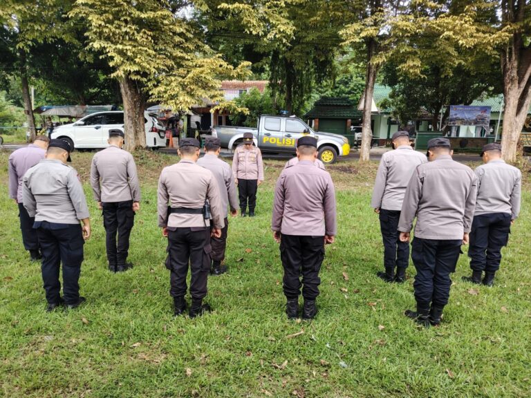 Kapolsek Ciwaru Tekankan Kesiapsiagaan dan Sikap Profesional Personel Polri
