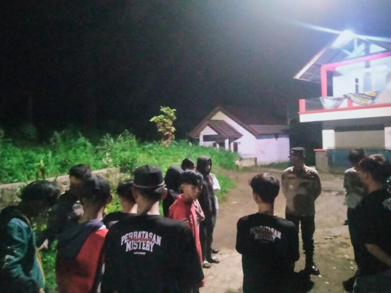 Polsek Pasawahan Laksanakan Patroli Rutin, Pastikan Wilayah Tetap Aman dan Kondusif