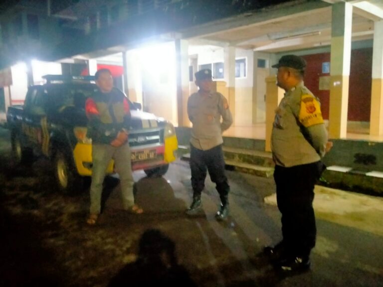 Tingkatkan Kewaspadaan, Polsek Pasawahan Patroli Dialogis Ajak Warga Bersama Cegah Curas dan Curanmor