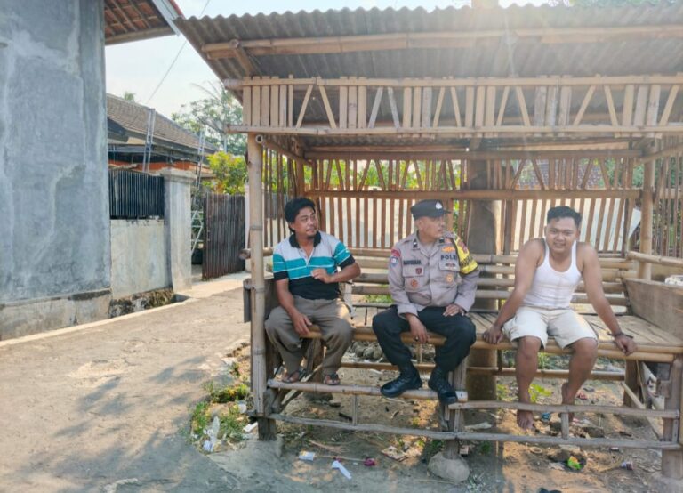 Bhabinkamtibmas Desa Mekarjaya Bripka Imam Agus Faisal Laksanakan Sambang dan Kunjungan ke Warga Binaan, Wujud Kepedulian Polri dalam Menjalin Silaturahmi Dengan Masyarakat