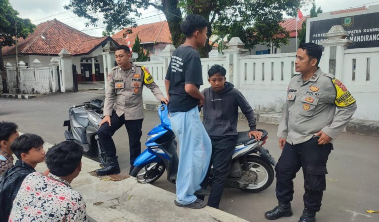 Polsek Mandirancan Pastikan Lingkungan Aman dan Kondusif, Hadir di Tengah Remaja
