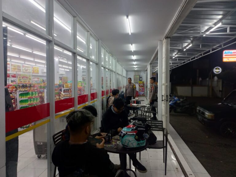 Polsek Cilimus Gelar Patroli Malam, Warga Merasa Lebih Aman