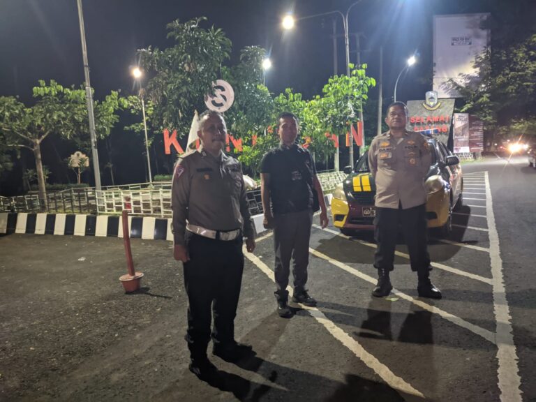 Warga Apresiasi KRYD Polsek Cilimus yang Digelar Hingga Larut Malam