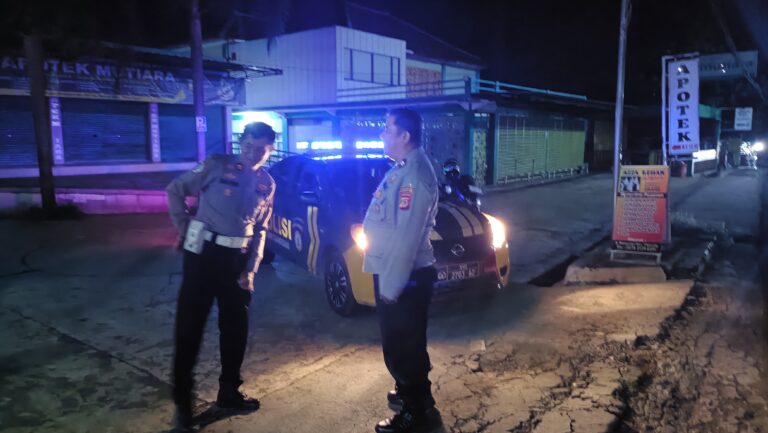 Polsek Ciawigebang Kawal Kamtibmas Lewat Patroli KRYD di Desa Mekarsari