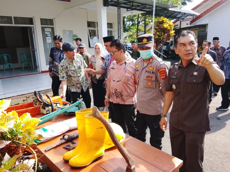 Kesigapan Hadapi Bencana, Polsek Ciawigebang Polres Kuningan Berbaur dalam Apel Lintas Sektor