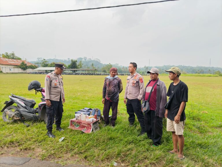 Kanit Binmas Polsek Pancalang Bersama Bhabinkamtibmas Sambangi Petugas BKKBN untuk Perkuat Sinergi Program Pembinaan Masyarakat