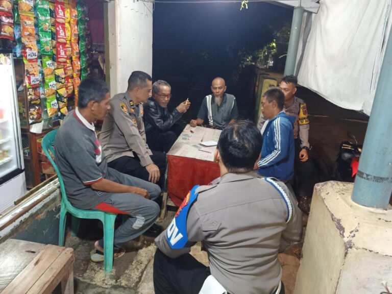Personil Polsek Pancalang Optimalkan Patroli Dialogis sebagai Upaya Mencegah Gangguan Kamtibmas dan Membangun Kemitraan Aktif dengan Masyarakat