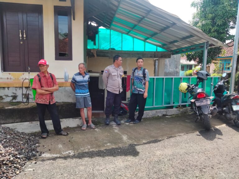 Kedekatan Bersama Warga, Polsek Mandirancan Dorong Desa Lebih Waspada Hoaks