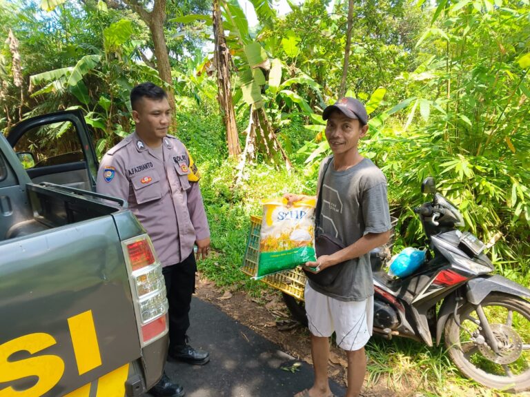 Polsek Pancalang Gelar Penjualan Beras Murah SPHP sebagai Upaya Dukung Ketahanan Pangan dan Menjaga Stabilitas Harga di Wilayah Kecamatan Pancalang