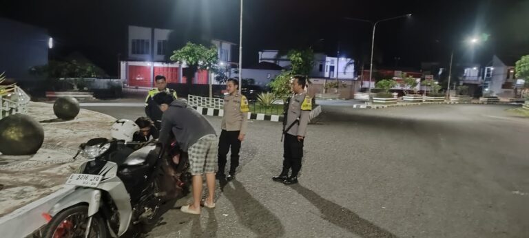 “Cegah Aksi Geng Motor, Polsek Cilimus Gelar Patroli Tengah Malam”