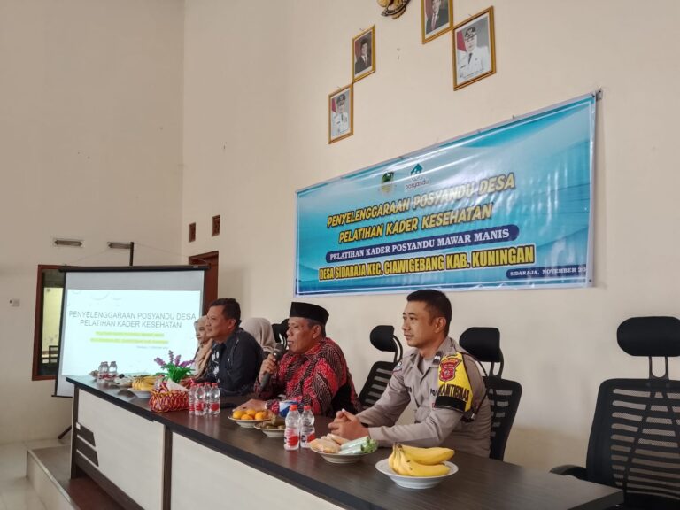 Bhabinkamtibmas Sidaraja Hadiri Pelatihan Kader Posyandu ‘Mawar Manis’ untuk Tingkatkan Kesehatan Masyarakat