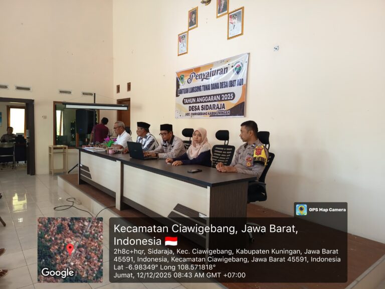 Bhabinkamtibmas Polsek Ciawigebang Hadiri Penyaluran BLT-DD Bulan Desember 2025 di Sidaraja