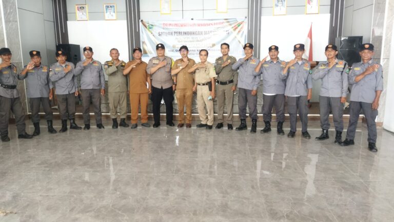 Polri Hadir dalam Kegiatan Peningkatan Kapasitas Satlinmas di Desa Kapandayan