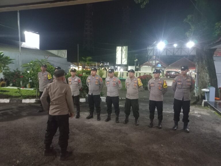 “Demi Stabilitas Zona 1 Polres Kuningan, Polsek Mandirancan Komandoi Patroli Malam”