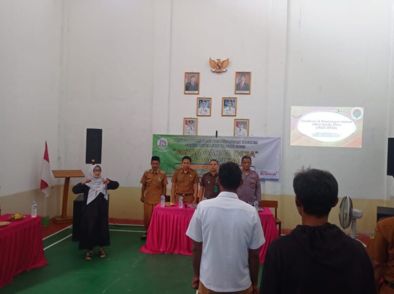 Kapolsek Pancalang IPDA Lukman Hakim Hadiri Penyuluhan Program “Jaksa Garda Desa” untuk Wujudkan Pemerintahan Desa yang Taat Hukum di Desa Sarewu