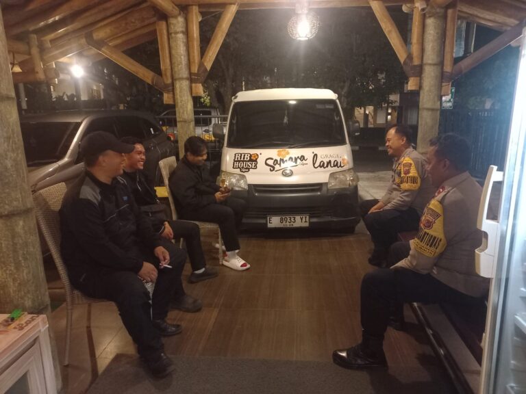 “Patroli Malam SPKT 2 Polsek Cilimus Cegah Balap Liar dan Geng Motor”