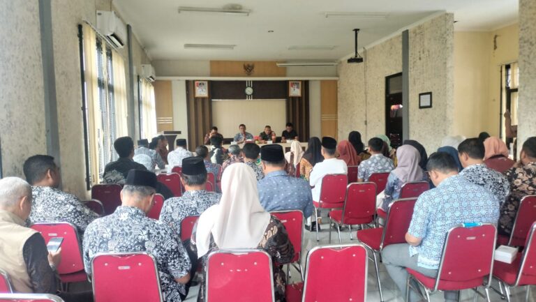 Evaluasi Program Bulanan Warnai Rakor Cilimus