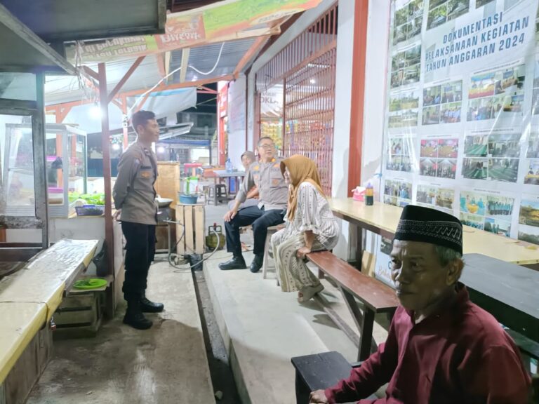 Ciptakan Kondusifitas, Polsek Ciniru Patroli Siang Hari dan Sambangi Warga Ciniru – Hantara