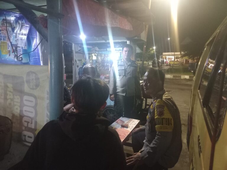 Polsek Cilimus Tingkatkan Patroli Malam, Bangun Kesadaran Masyarakat Jaga Keamanan