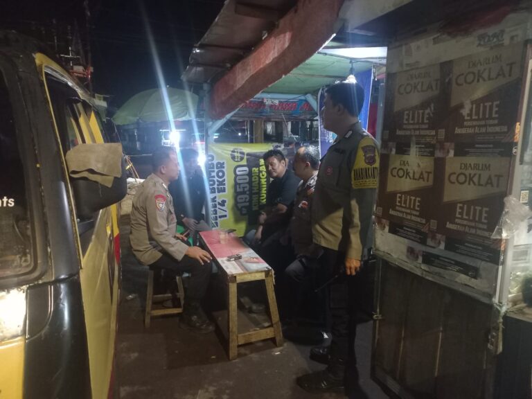 Desa Caracas Terjaga Malam Hari Lewat Patroli Polsek Cilimus