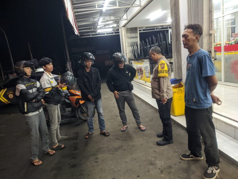 Sinergi Polisi dan Warga Tangkal Perang Sarung di Cilimus