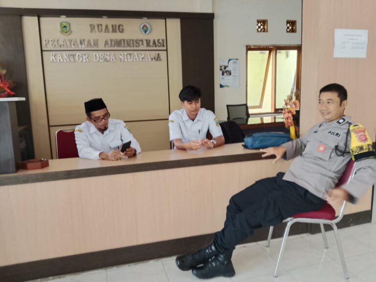 Bhabinkamtibmas Desa Sidaraja Perkuat Sinergitas dan Antisipasi Bencana di Musim Hujan