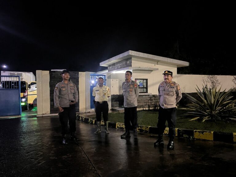 Demi Keamanan Lingkungan Kerja, Kapolsek Mandirancan Jalin Dialogis dengan Satpam PT SUJA Mandirancan