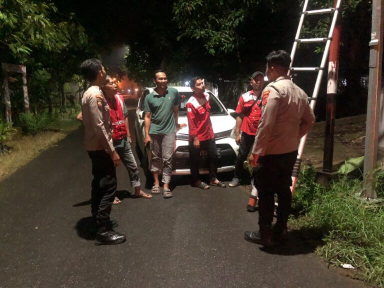 “Polsek Cibingbin Gelar Patroli Malam, Antisipasi C3 dan Gangguan Kamtibmas”