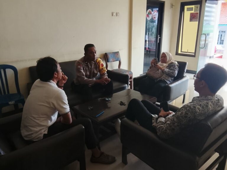 Menjaga Marwah Ramadhan, Komitmen Bhabinkamtibmas Polsek Mandirancan dalam Menghalau Gangguan Kamtibmas di Kertawinangun