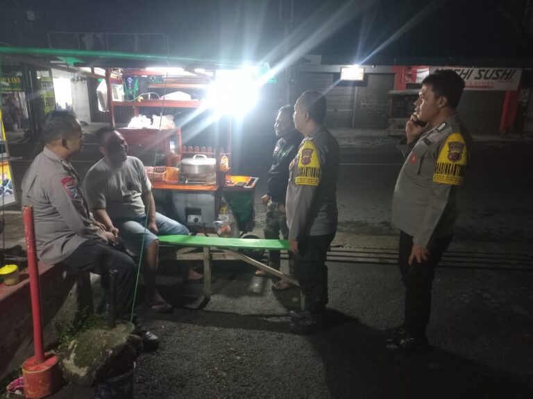 Desa Caracas Lebih Aman Berkat Patroli Malam Polsek Cilimus