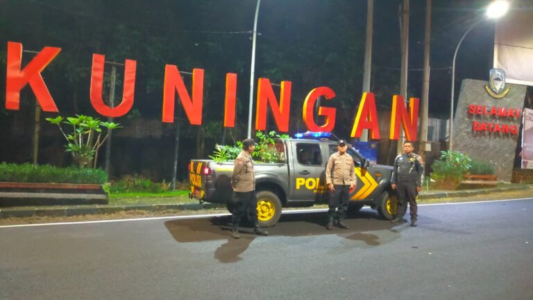 Patroli Subuh Polsek Cilimus, Upaya Nyata Ciptakan Harkamtibmas Kondusif