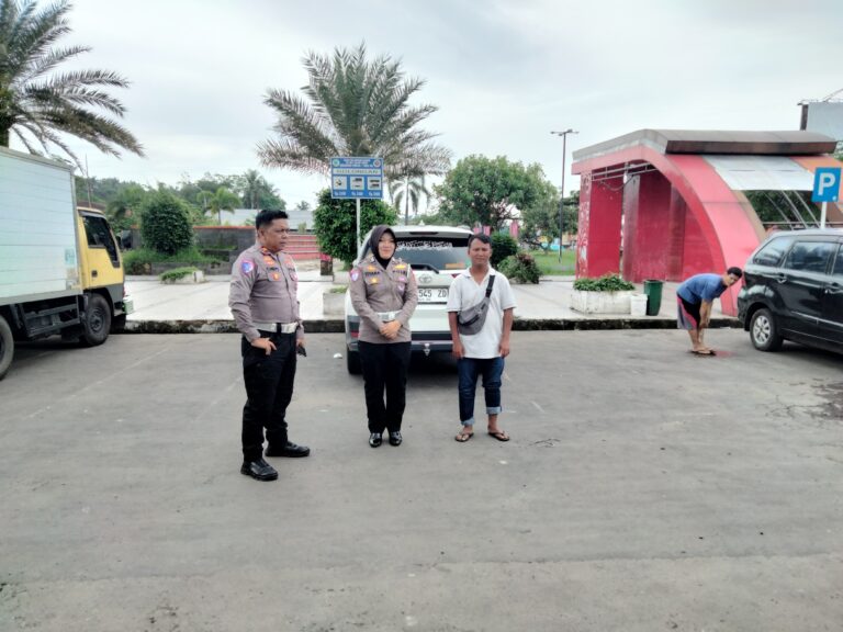 Sinergi Polisi dan Warga, Patroli Dialogis Polsek Cilimus Ciptakan Lingkungan Aman