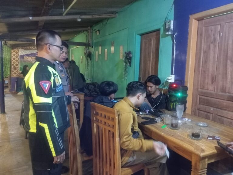 Polsek Cilimus Perketat Patroli Malam untuk Antisipasi Gangguan Kamtibmas Selama Ramadhan