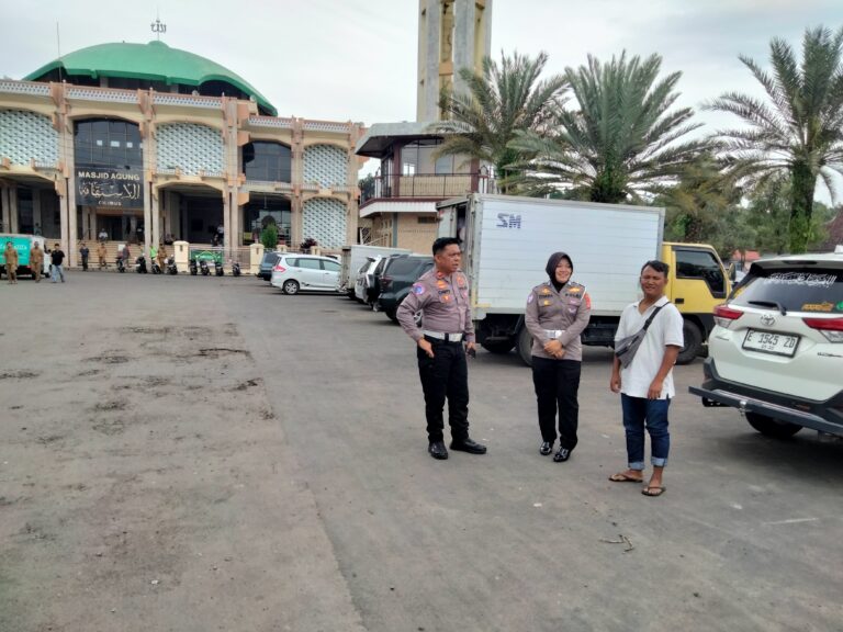 Patroli Dialogis Polsek Cilimus Tingkatkan Kepedulian Warga terhadap Keamanan Lingkungan