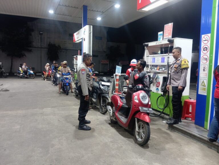 Polisi Gelar Patroli Malam di SPBU Caracas, Antisipasi C3 dan Hoaks BBM