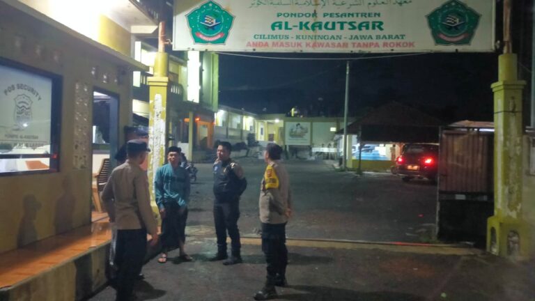 Patroli Polsek Cilimus Cegah Balap Liar dan Gangguan Malam Hari