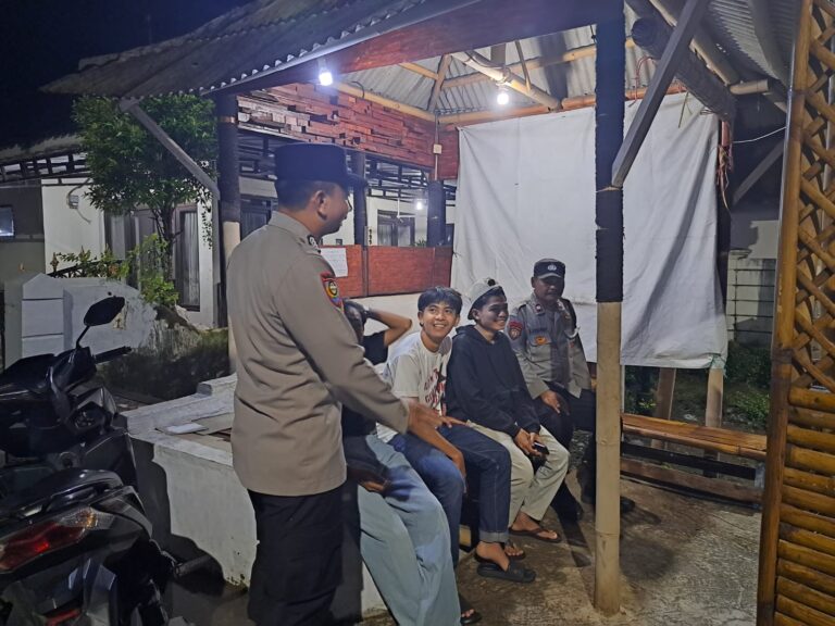 Polsek Ciwaru Intensifkan Patroli Malam Antisipasi Kenakalan Remaja di Bulan Ramadhan