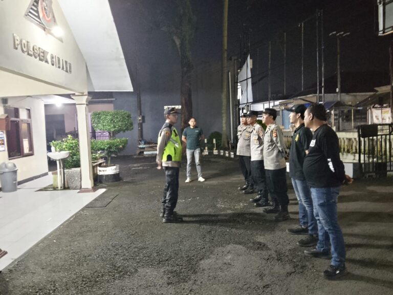Polsek Cidahu Gelar Apel Malam, Antisipasi Tindak Kejahatan C3