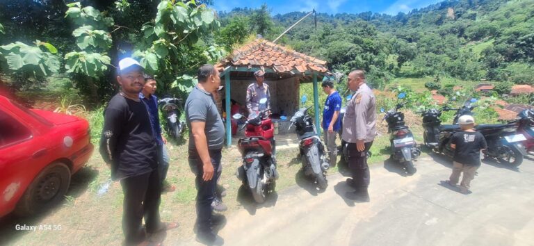 Polsek Ciwaru Intensifkan Sambang, Aipda A. Ramdan Ajak Warga Jaga Kamtibmas