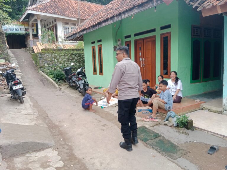 Pasca Idul Fitri 1447 H, Bhabinkamtibmas Kadurama Tingkatkan Patroli Lingkungan