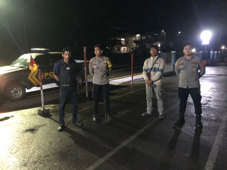 “Polsek Cibingbin Gelar Patroli Malam, Antisipasi C3 dan Gangguan Kamtibmas”