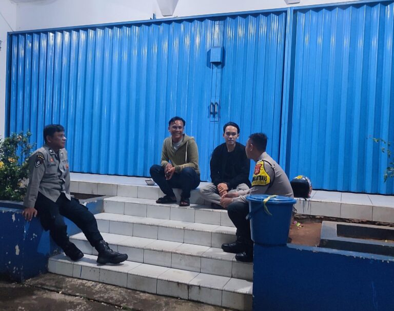 Ka SPKT 1 Polsek Mandirancan Patroli Malam di Blok Kasab, Tingkatkan Waspada Selama Ramadan