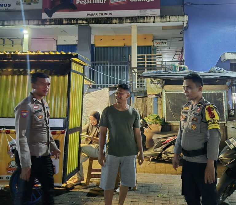 Patroli Humanis Polsek Cilimus Bangun Kepercayaan Publik
