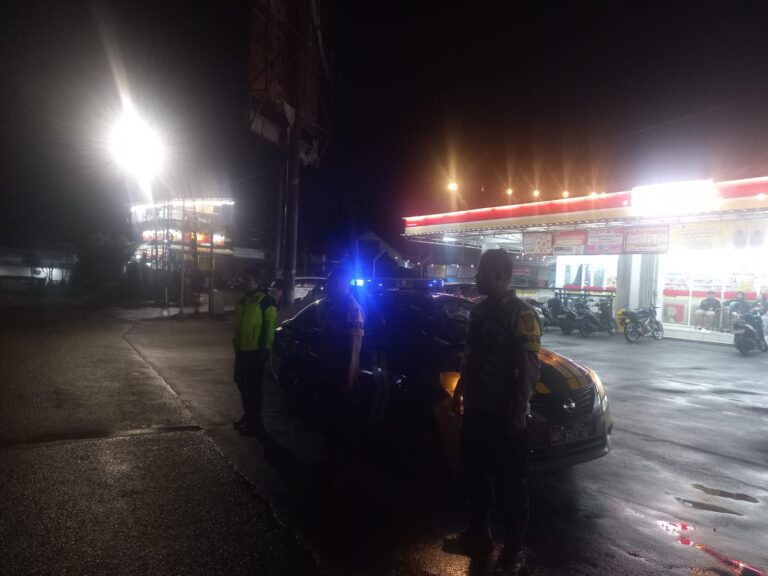 Patroli Malam Polsek Cilimus Antisipasi Kriminalitas di Titik Rawan