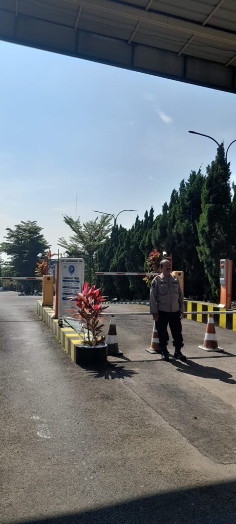 Kehadiran Polisi di Objek Wisata Sangkan Aqua Park Berikan Rasa Nyaman bagi Pengunjung