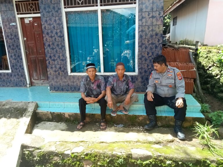 Personel Polsek Ciwaru Laksanakan Sambang Masyarakat, Wujudkan Kedekatan dan Harkamtibmas
