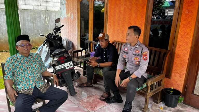 ANGGOTA POLSEK LURAGUNG PATROLI SEBAGAI LANGKAH PREVENTIF CEGAH AKSI C3 DAN KEJAHATAN JALANAN LAINNA